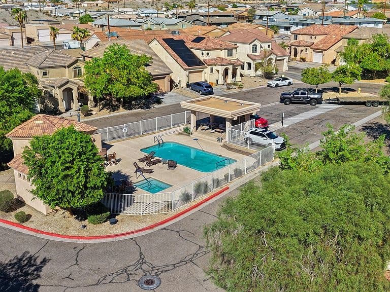 1070 Richey Cir photo 4