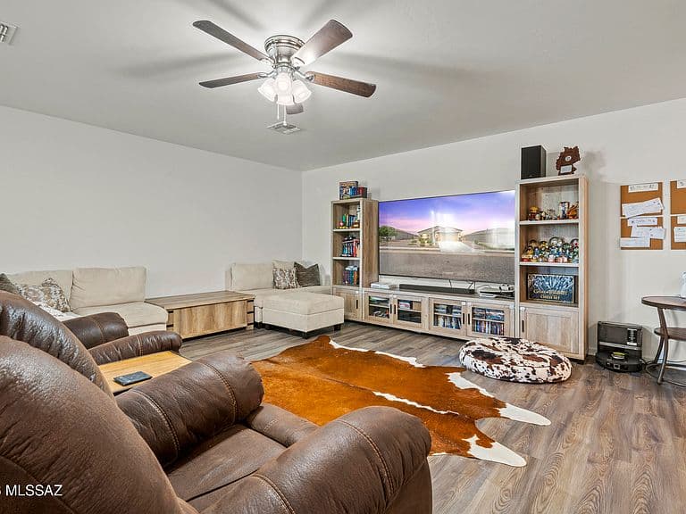 1705 S Moonshadow Dr photo 3