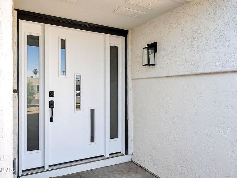 412 E ORION Street photo 4