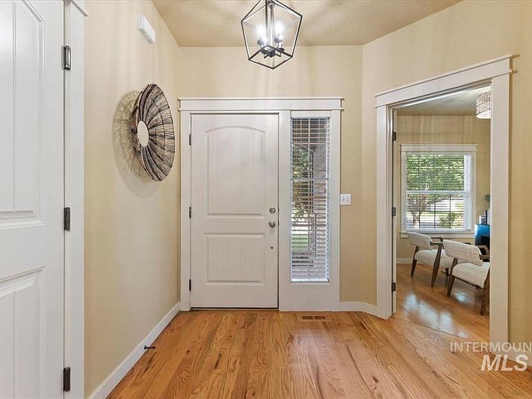 2930 N Christian Way photo 3