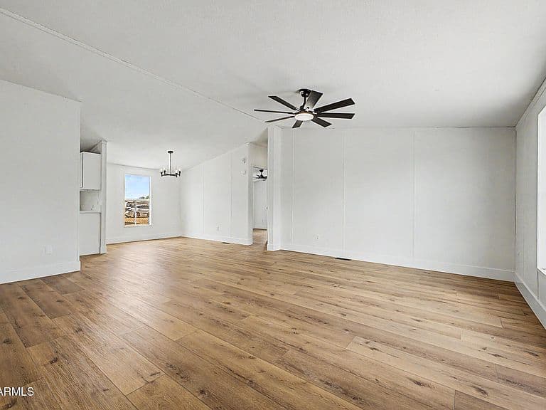 11049 W SACATE Drive photo 5