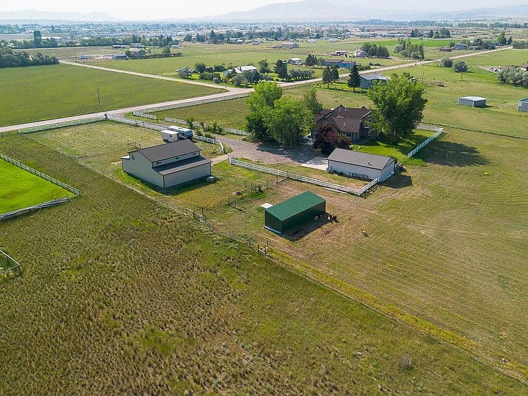 3270 Tizer Dr photo 4