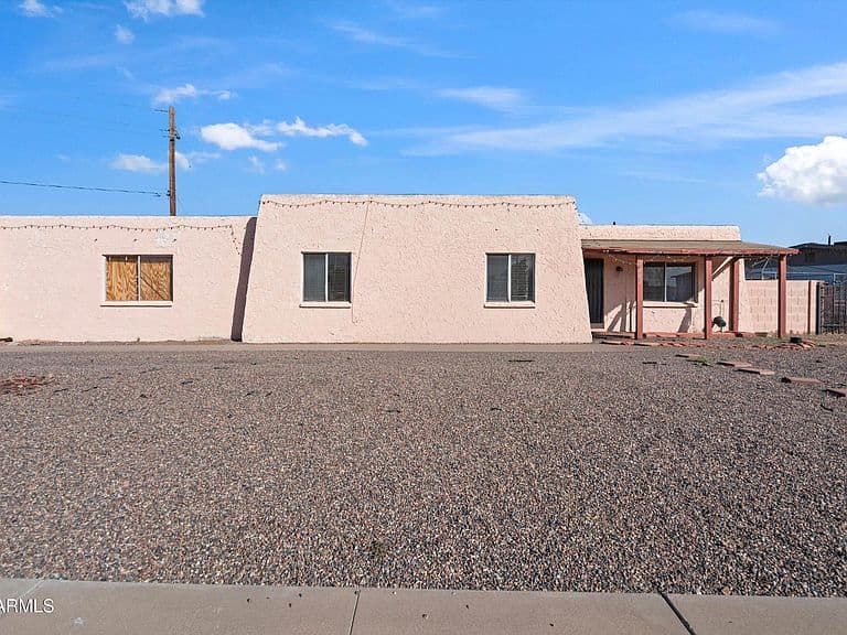 3802 N 23RD Drive photo 5