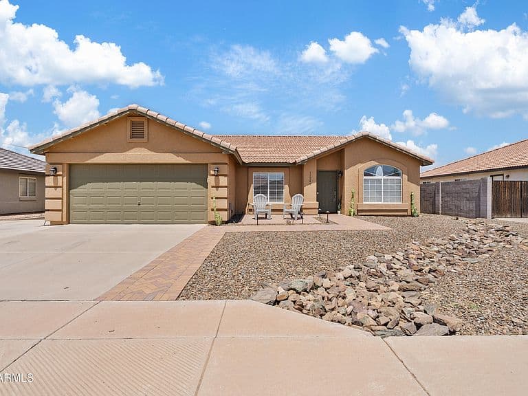 11240 E RAMONA Avenue photo 2