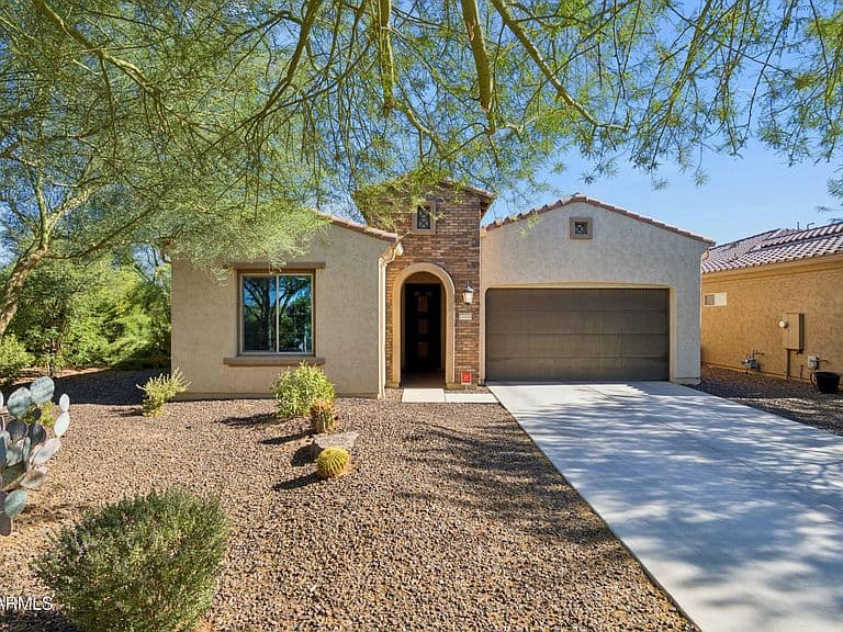 16966 W SHERIDAN Street photo 1