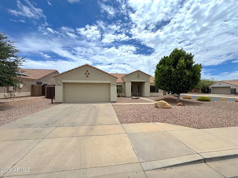 8621 E OLLA Avenue photo 1