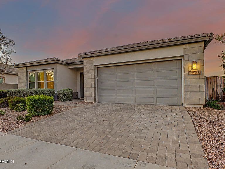 10128 E SUPERNOVA Drive photo 5