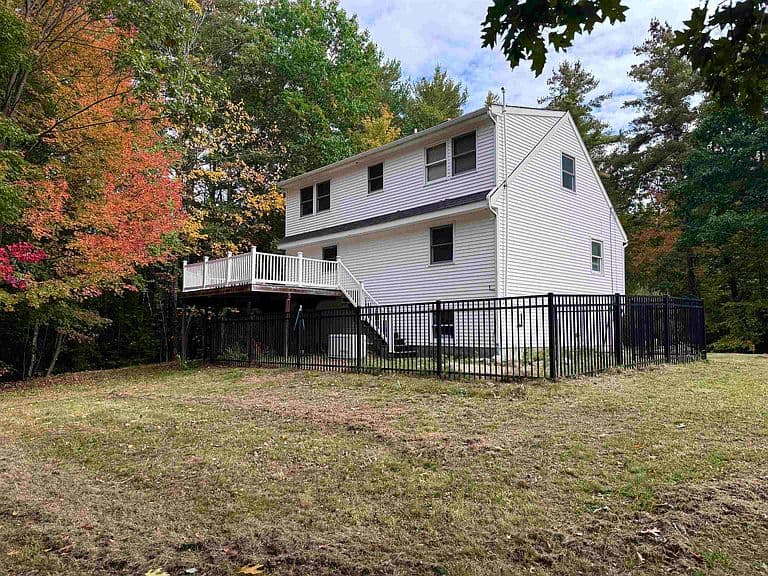 56 pullman Road photo 4