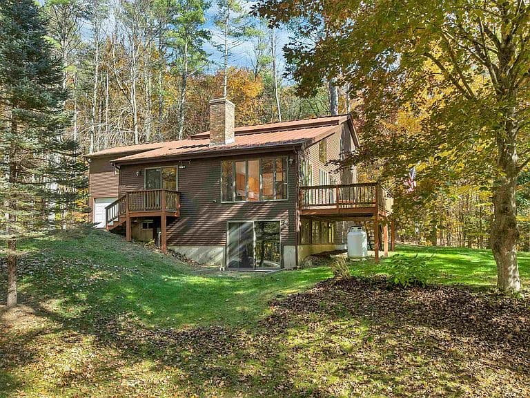 106 Livingston Road photo 2