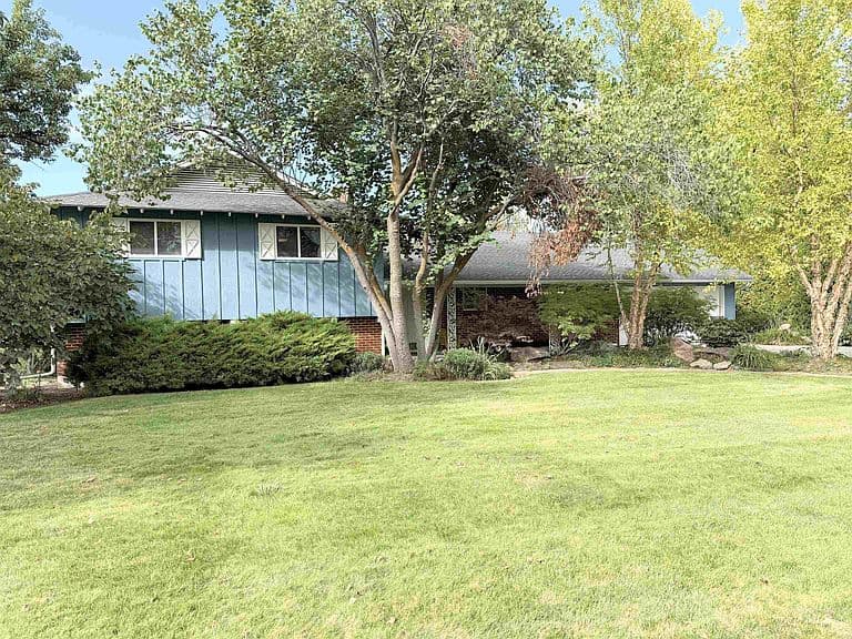 2630 E Franklin Rd photo 1