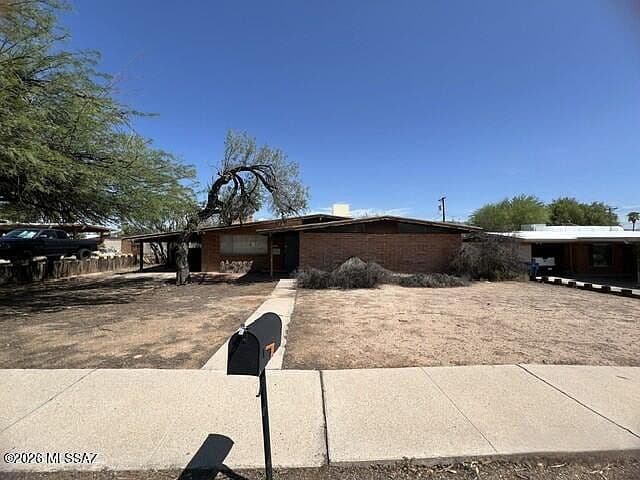 7017 E Luana Dr photo 1