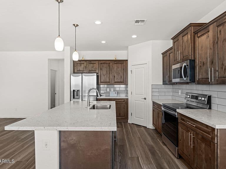 16015 E WILDCAT Drive photo 1