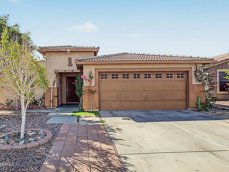 6988 S SUNRISE Way photo 2