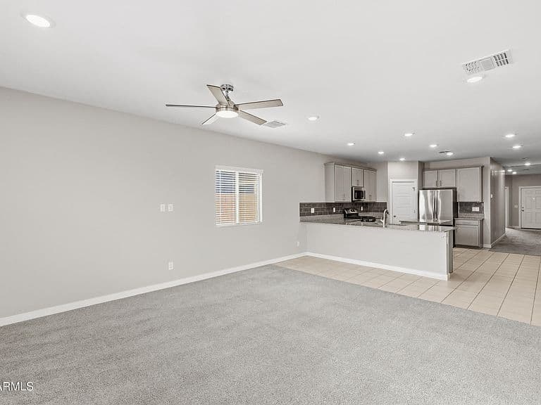 35406 W SANTA BARBARA Avenue photo 4