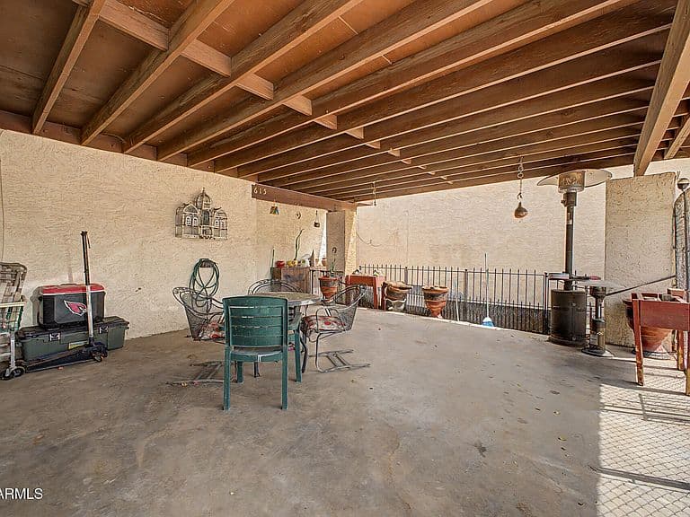 615 N HOBSON -- photo 5
