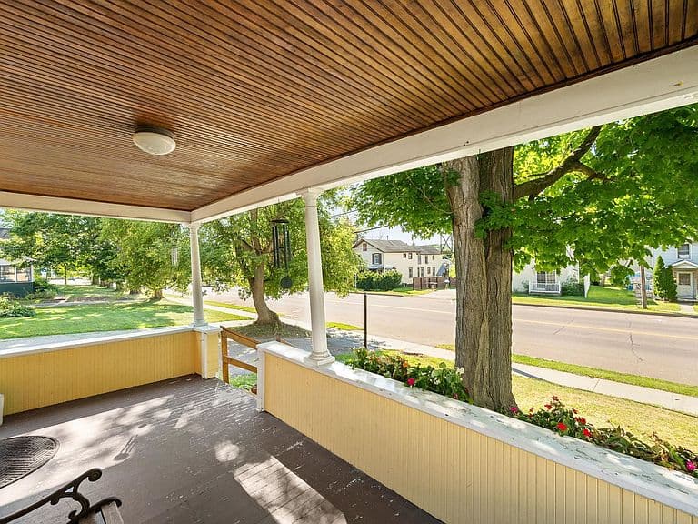 129 South Main Street photo 5