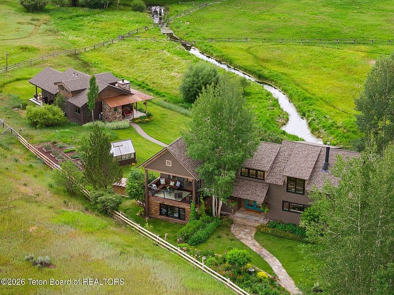 1300 W Preston Ln photo 1