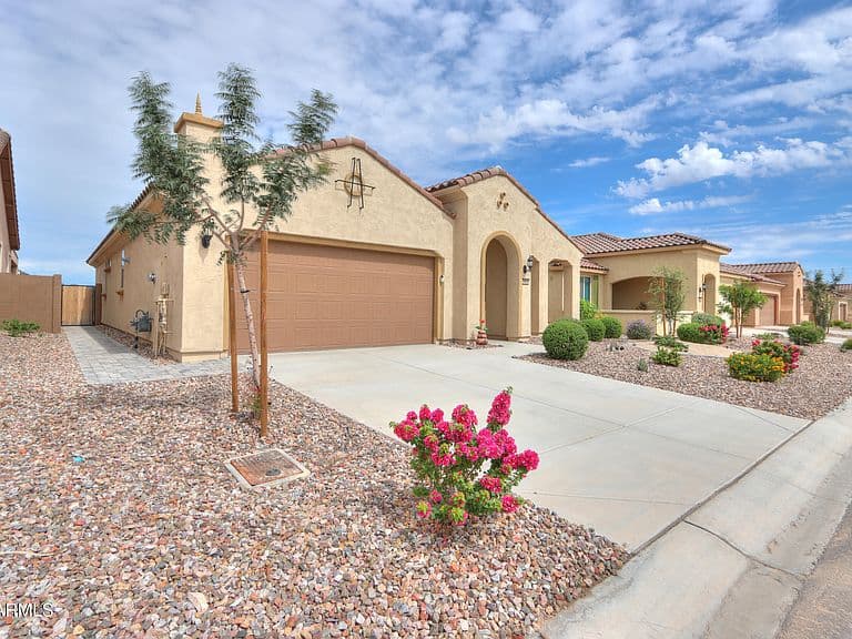 7902 W MEADOWLARK Way photo 2