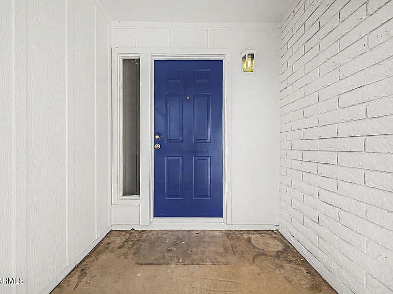 2910 W SANDRA Terrace photo 4