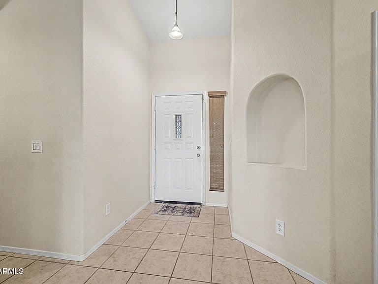 12412 W CAMBRIDGE Avenue photo 5