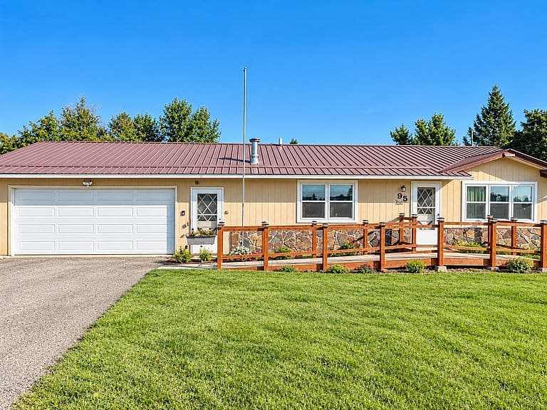 95 W Evergreen Dr photo 1