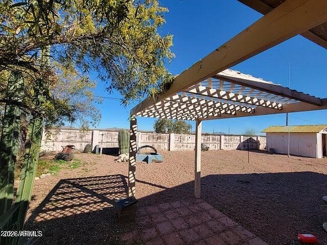 25614 W MCNARY Drive photo 4