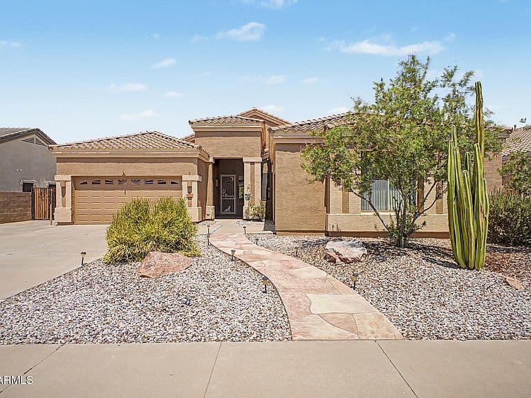 4982 E LA COSTA Drive photo 1