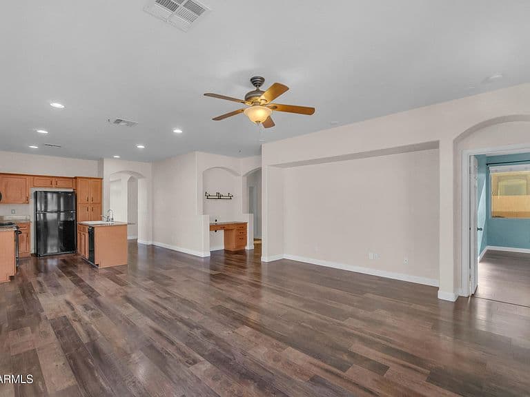 18420 W LA MIRADA Drive photo 2