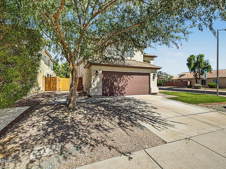 8684 E AVALON Drive photo 5