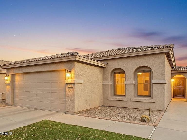 43935 W SAGEBRUSH Trail photo 1