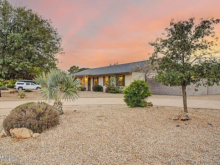 18848 N 30TH Street photo 4