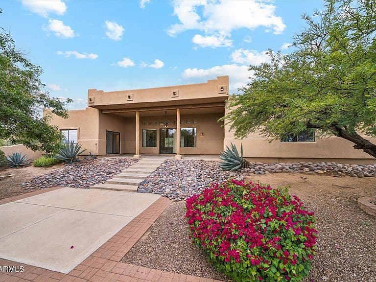 14715 E DIXILETA Drive photo 3