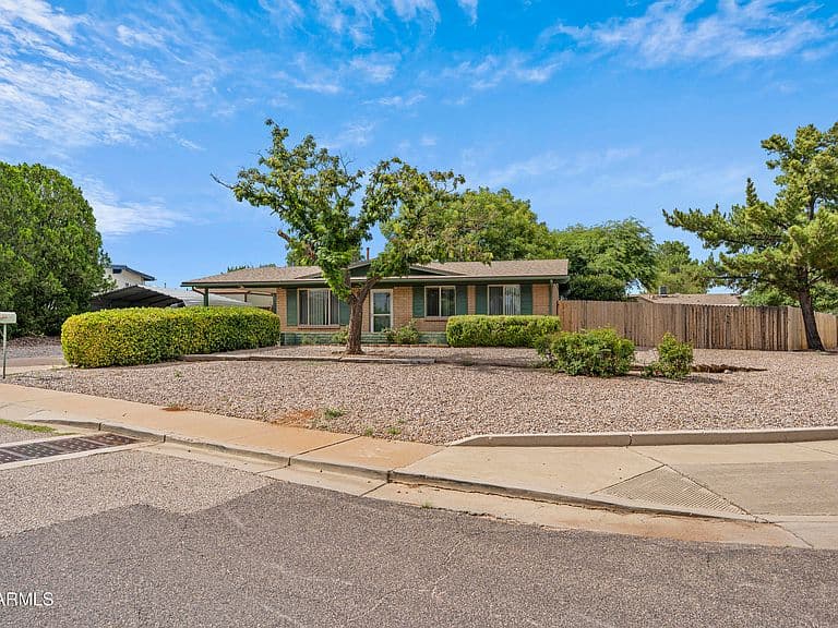 5171 E EVERGREEN Drive photo 4