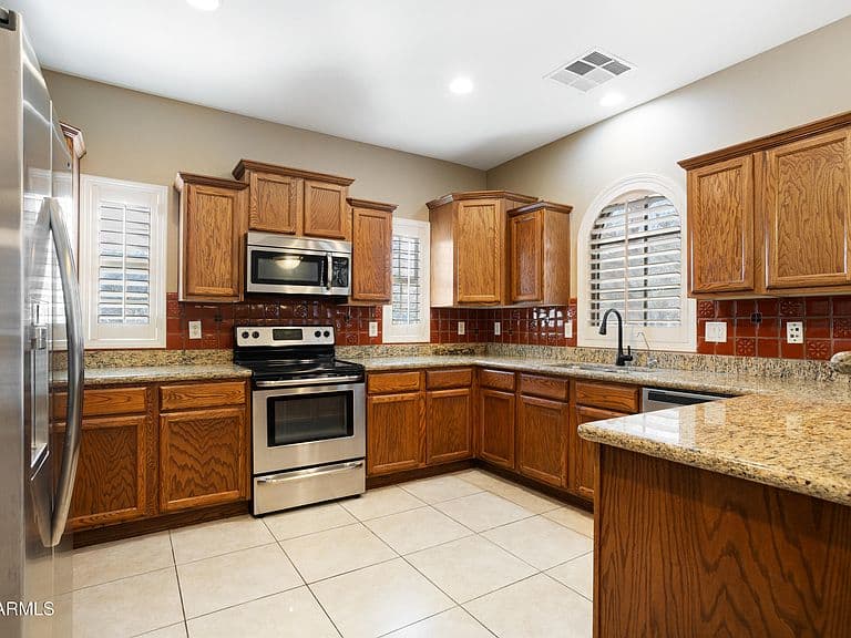 15188 W ANDORA Street photo 5