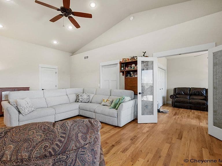 9222 Bell Ln photo 5