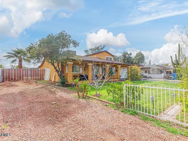3121 W GREENWAY Road photo 5
