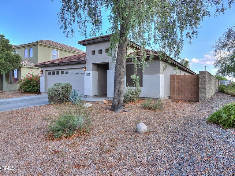 41655 W SOMERSET Drive photo 5