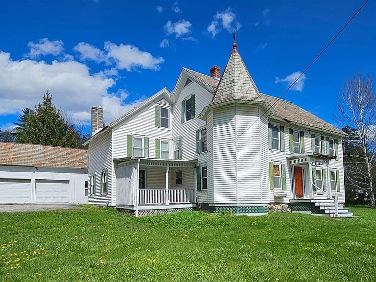 569 Buck Hill Road photo 2