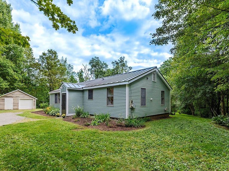319 Back Mountain Road photo 2