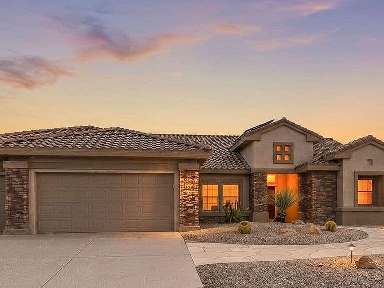 17514 N HORSESHOE Drive photo 1