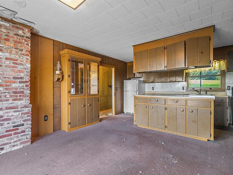 52 Borough Road photo 5