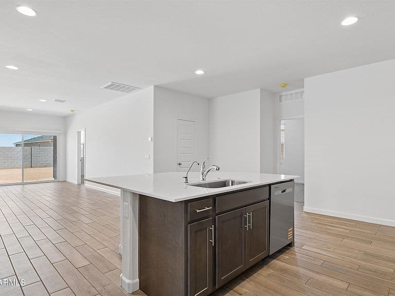 3329 W Sonrisa Avenue photo 5