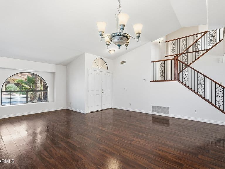 19034 N 74TH Avenue photo 3