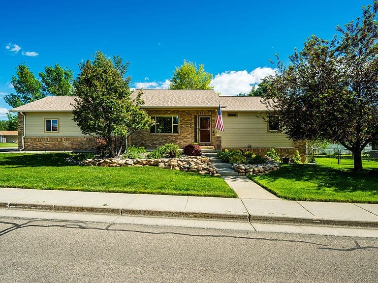 1798 Sagebrush Dr photo 1