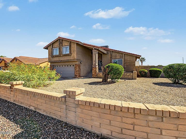 11403 N 77TH Drive photo 5