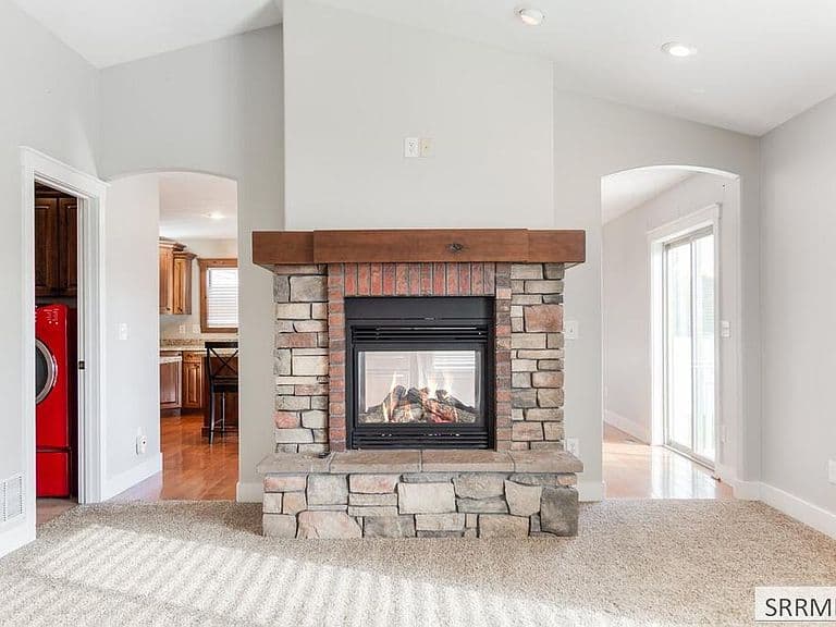 4001 Silverado Dr photo 5