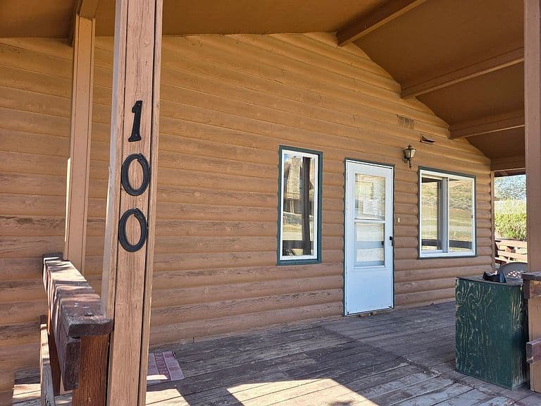 100 Deer Haven Dr photo 2