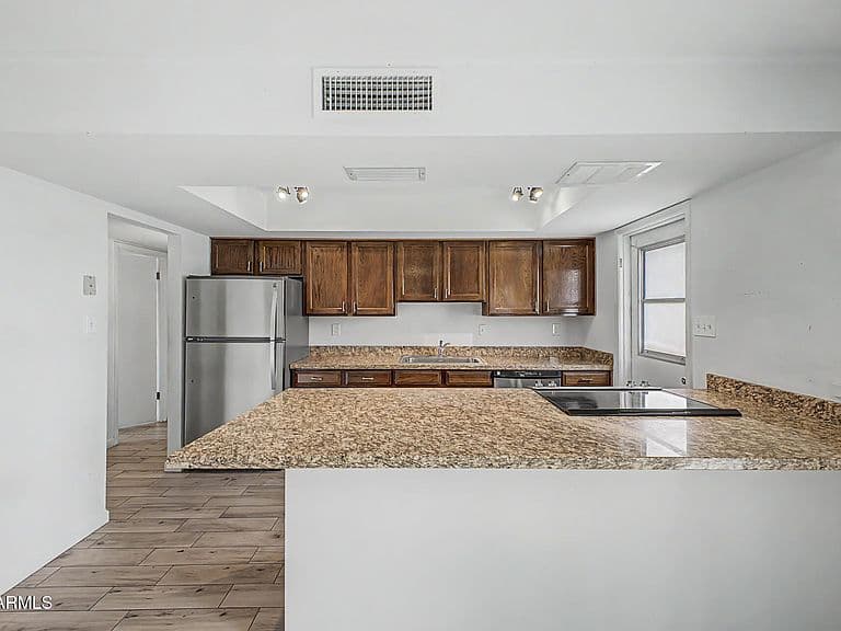 15 E ALAMEDA Drive photo 5