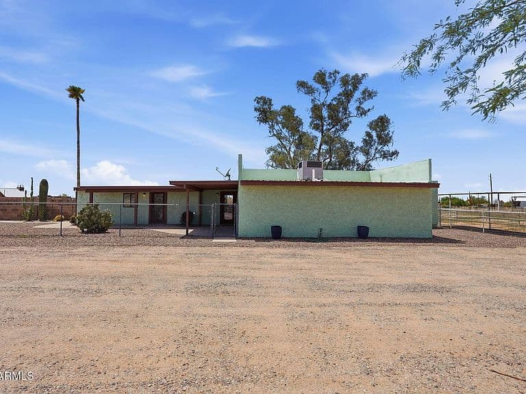 22795 E CACTUS FOREST Road photo 3