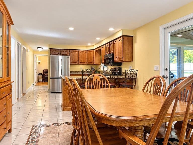 49 Marty Drive photo 4